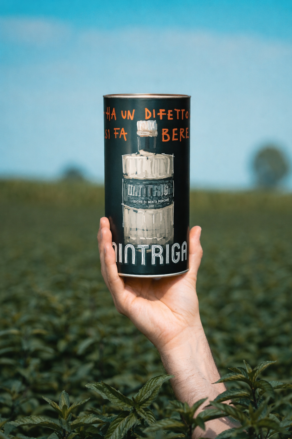 02) Mintriga Liquore 70 cl con confezione regalo